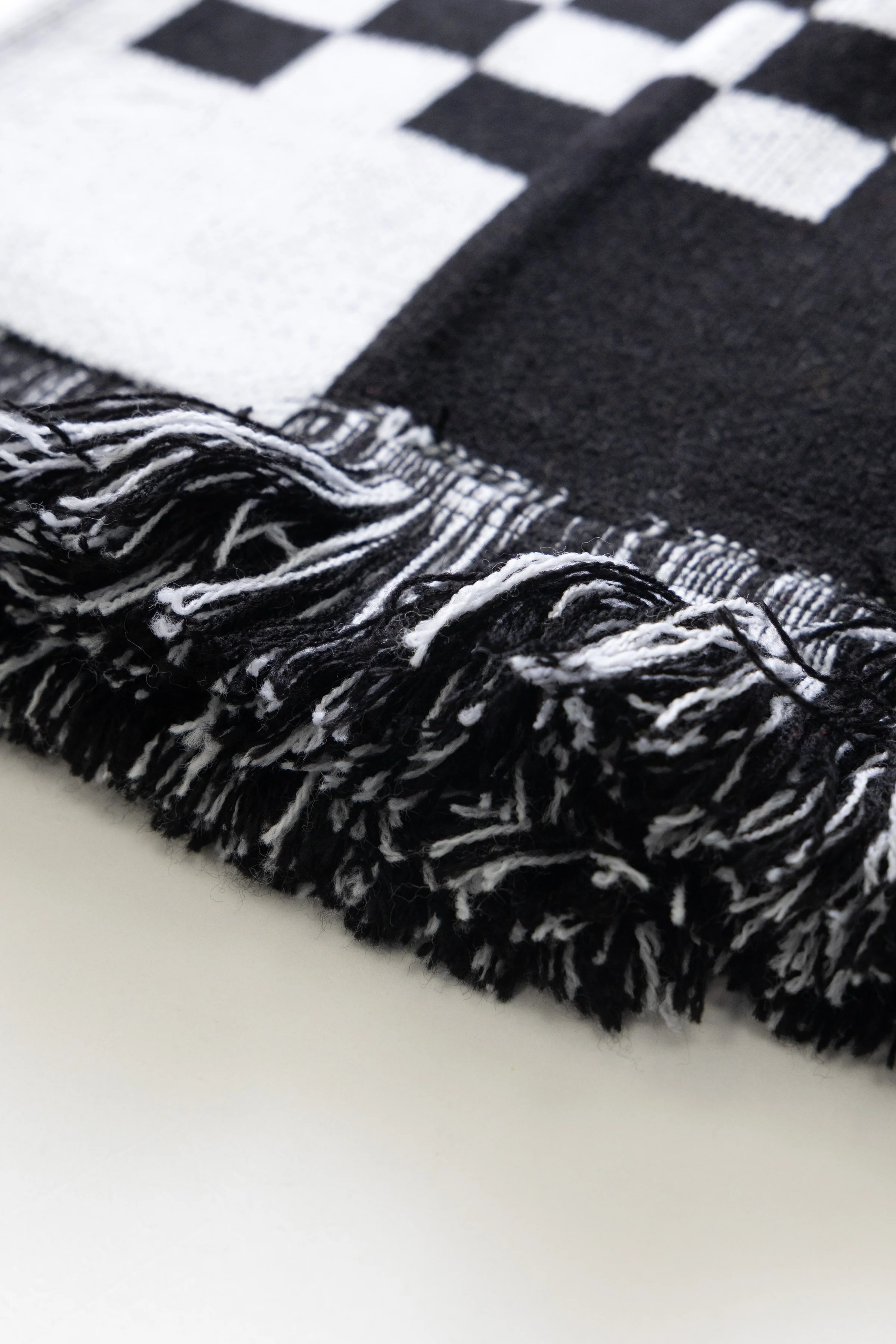 Chase Scarf - Mono - Image 6