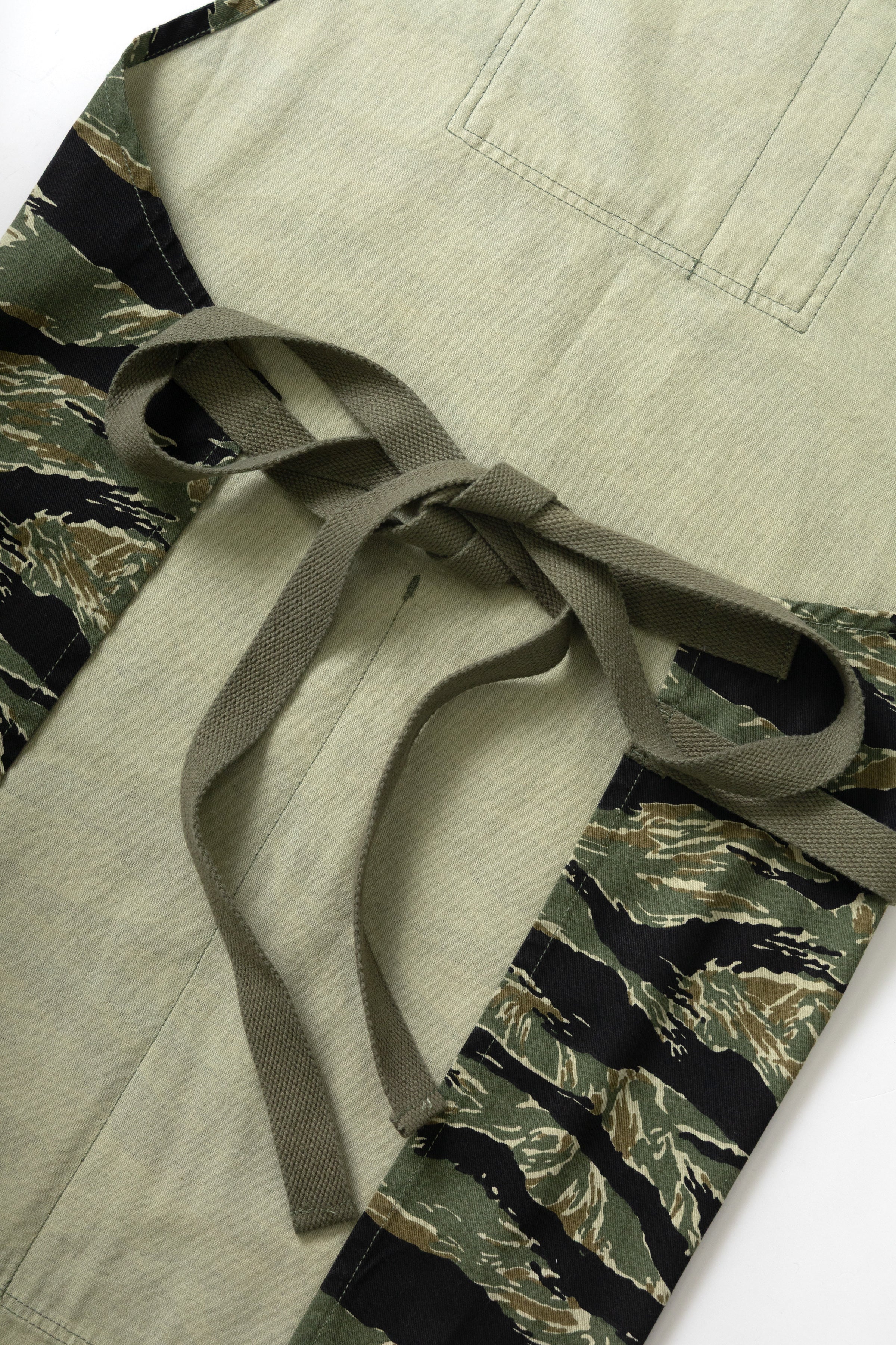 Patterned Apron - Tiger Stripe - Image 6
