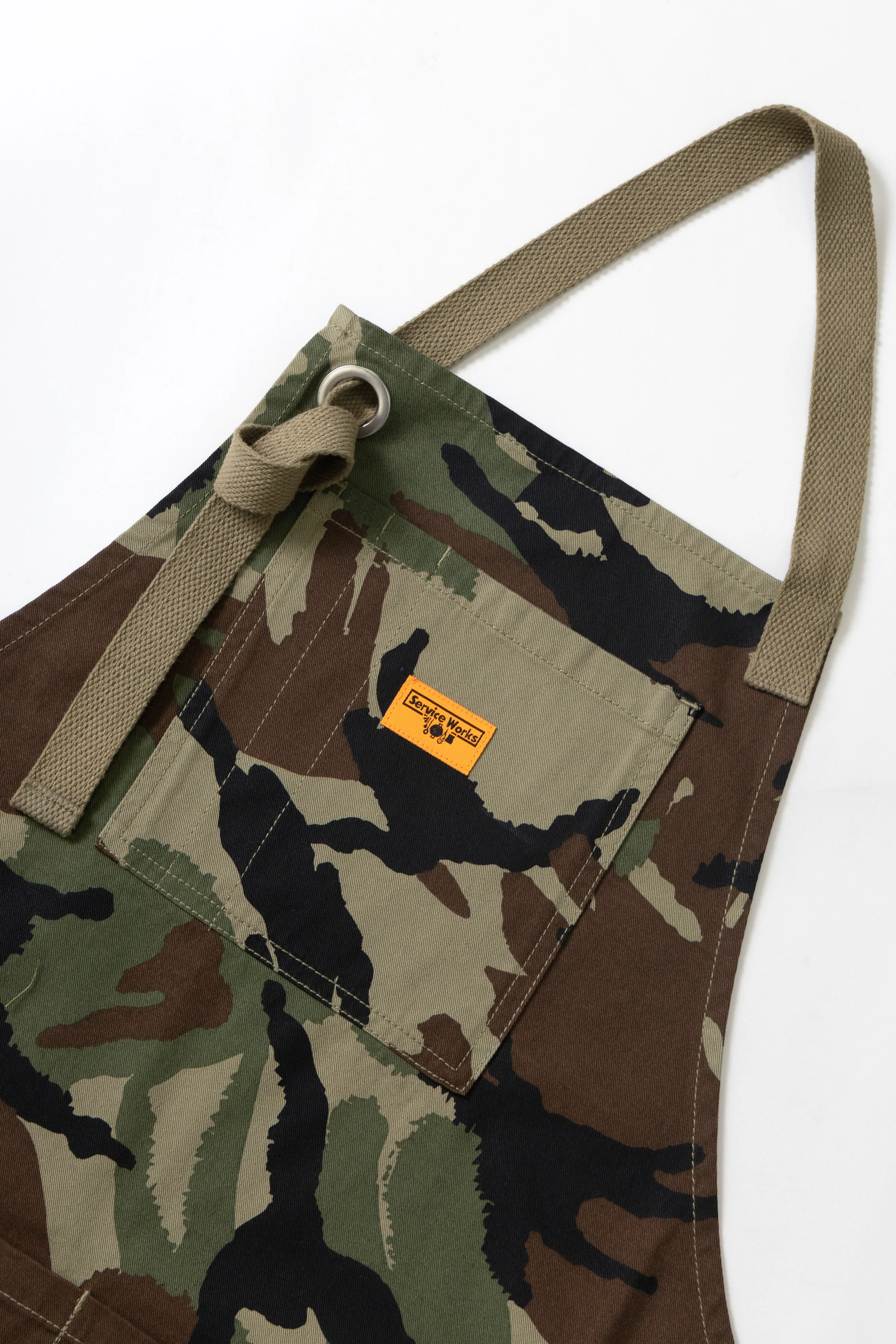 Patterned Apron - Woodland - Image 2