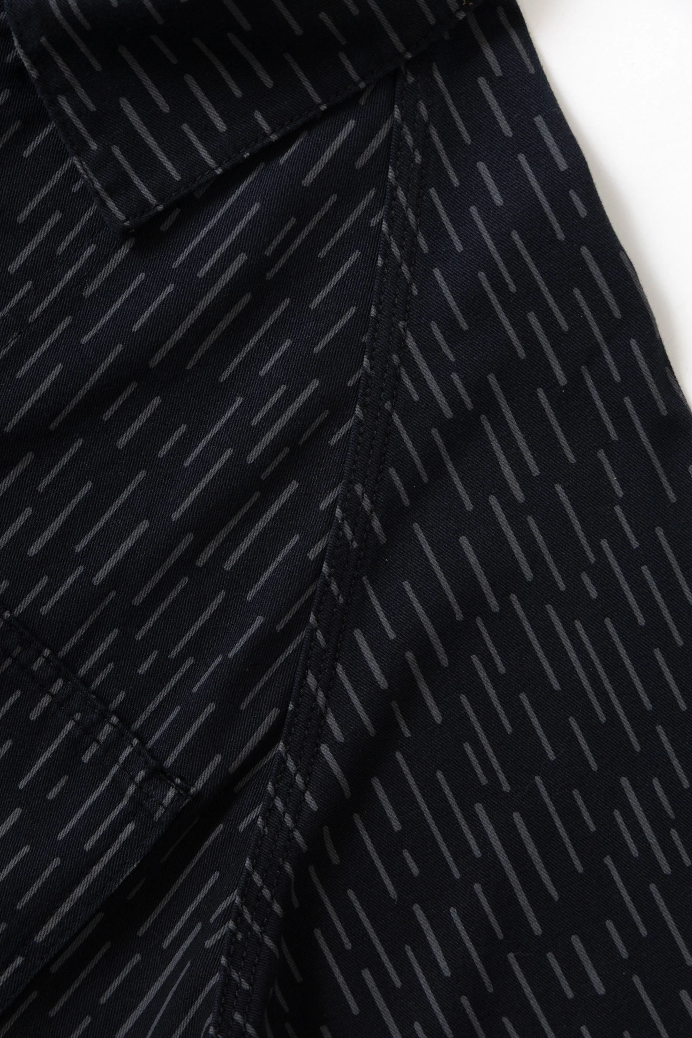 Patterned Coverall 2.0 - Raindrop Mono - Image 9