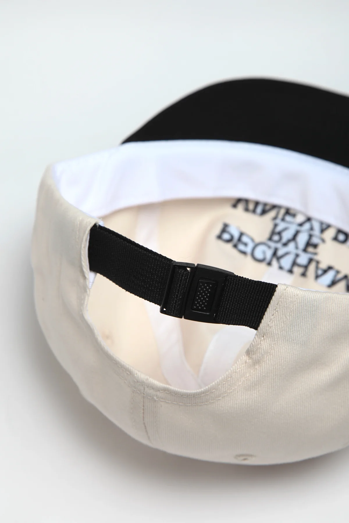 Peckham Rye Vineyard Cap - Black/White - Image 4
