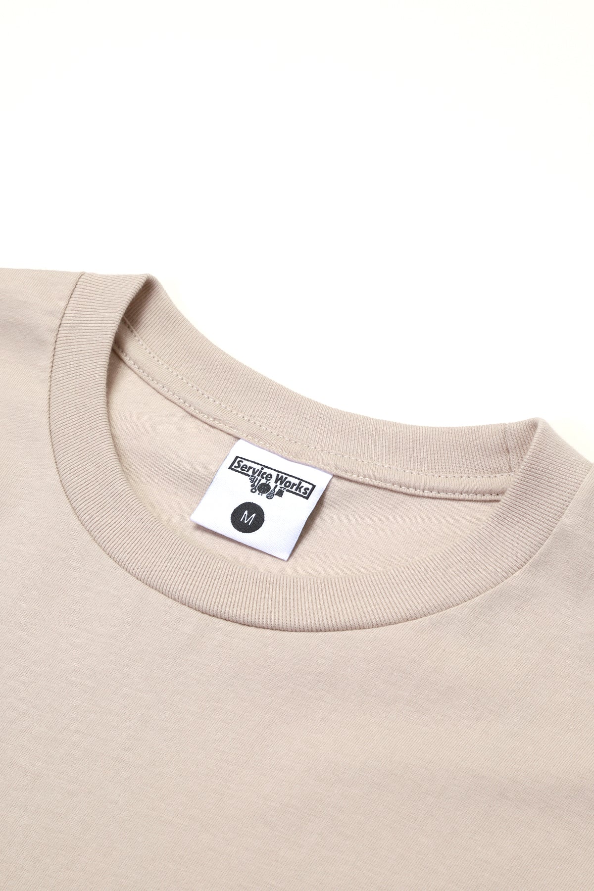 Sommelier Tee - Sand - Image 3