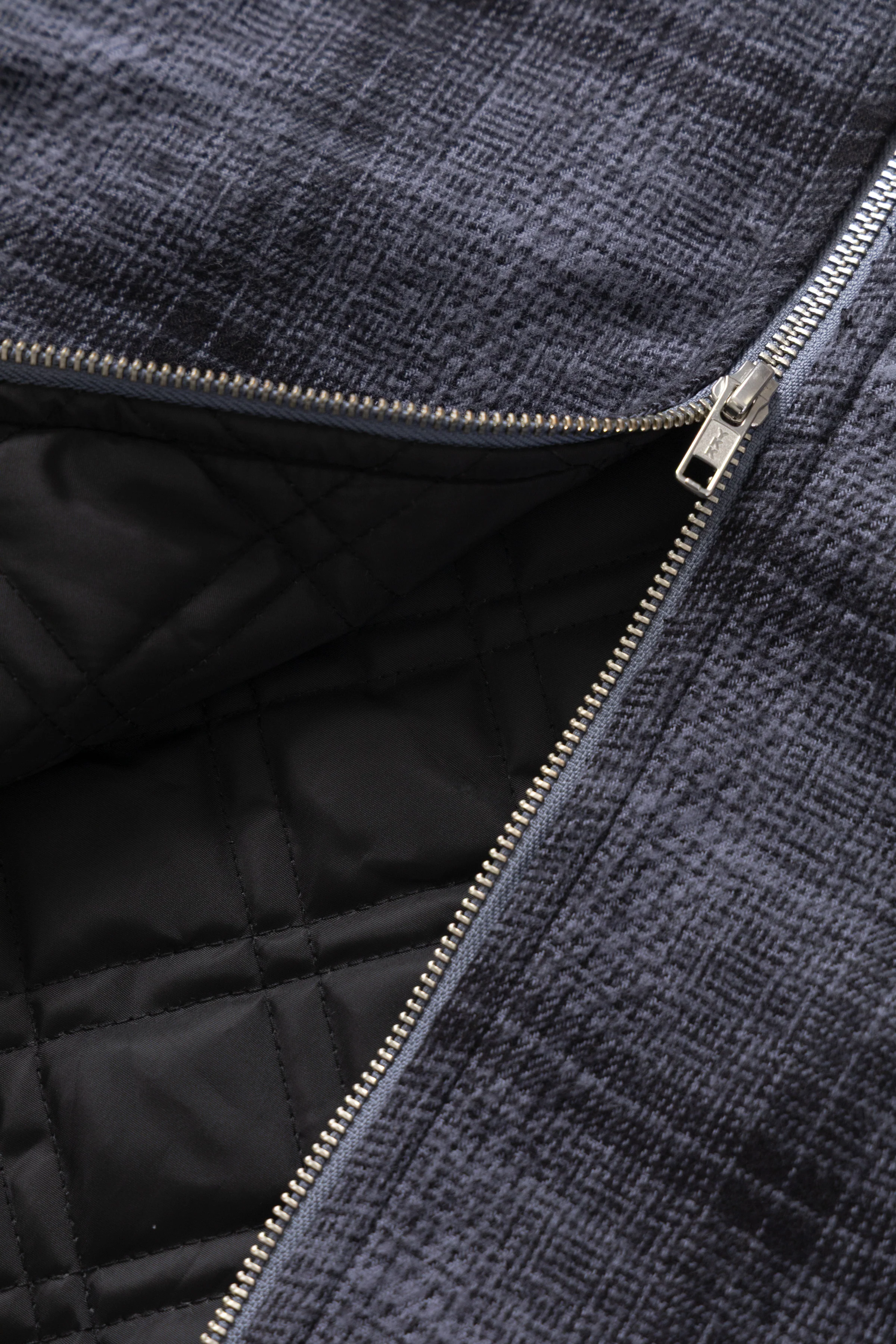 Thistle Plaid Padded Work Vest - Black - Image 7